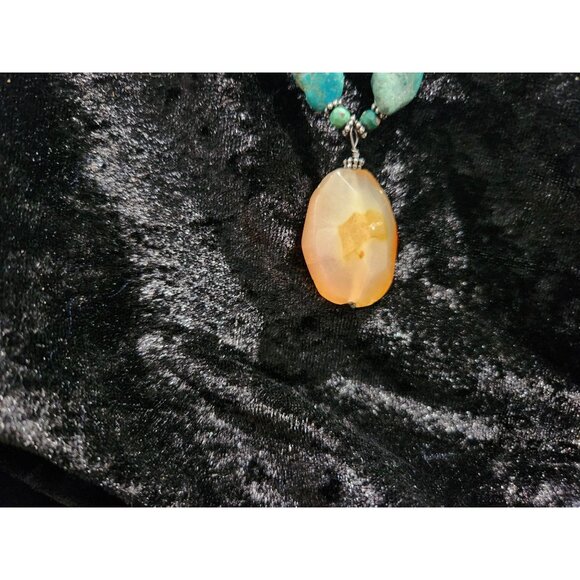 EUC Natural Turquoise Nugget Necklace with Agate Slice Pendant – Southwestern Bo - Picture 4 of 10